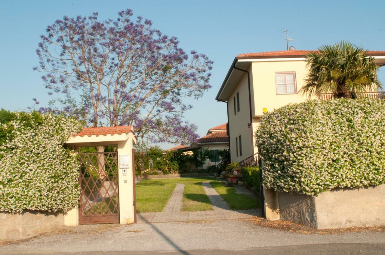 B&B Villa Dei Fiori Sant'Eufemia Lamezia Eksteriør billede